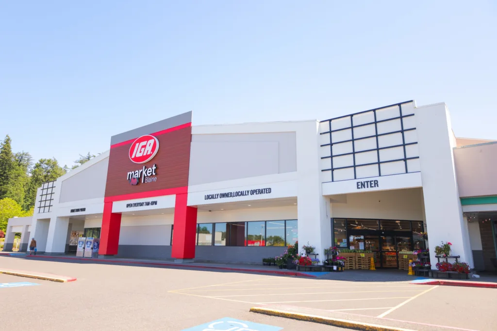 IGA Market Blaine